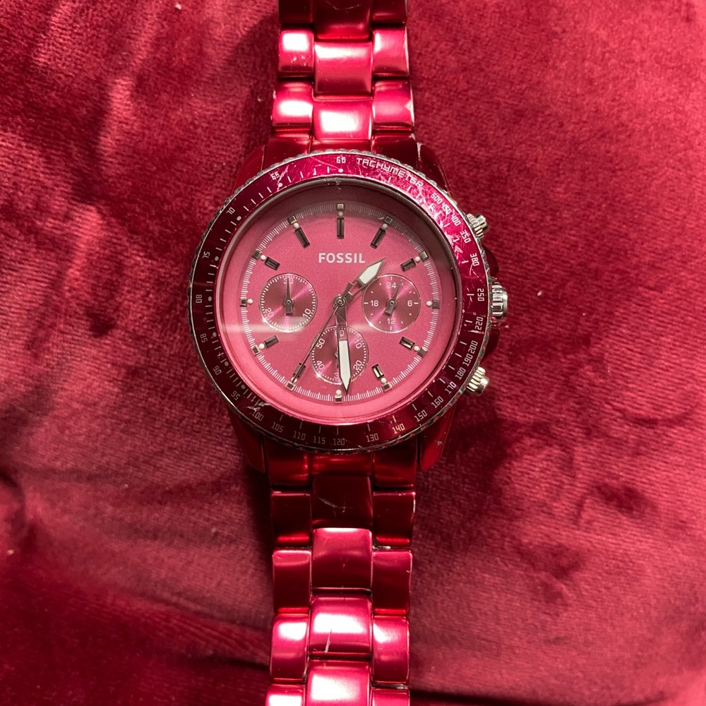 Women’s Red Fossil Boyfriend Watch